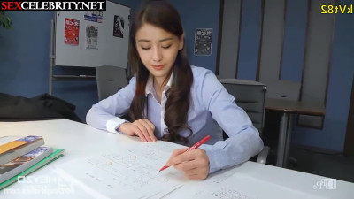 The best squirting school teacher ever - Tong Liya 佟丽娅 名人性爱