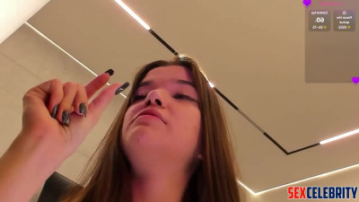 Porn star and prostitute Kristina Frolova - ice show masturbation