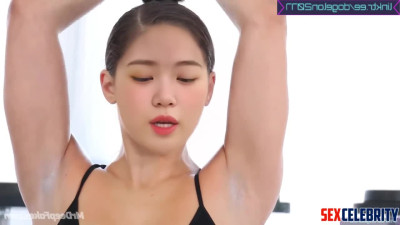 IZ*ONE LE SSERAFIM (아이즈원 르세라핌) Rough DP after workout - Chaewon 채원 성인