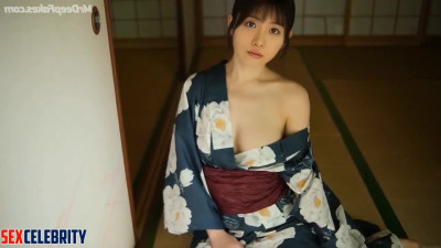 Japanese star Satomi Ishihara 石原 さとみ ポルノ touching herself under the water