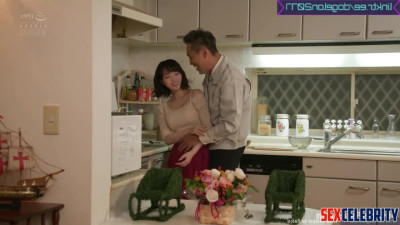 Fake Chaewon (채원 아이즈원 르세라핌) cheating her boy with his grandfather