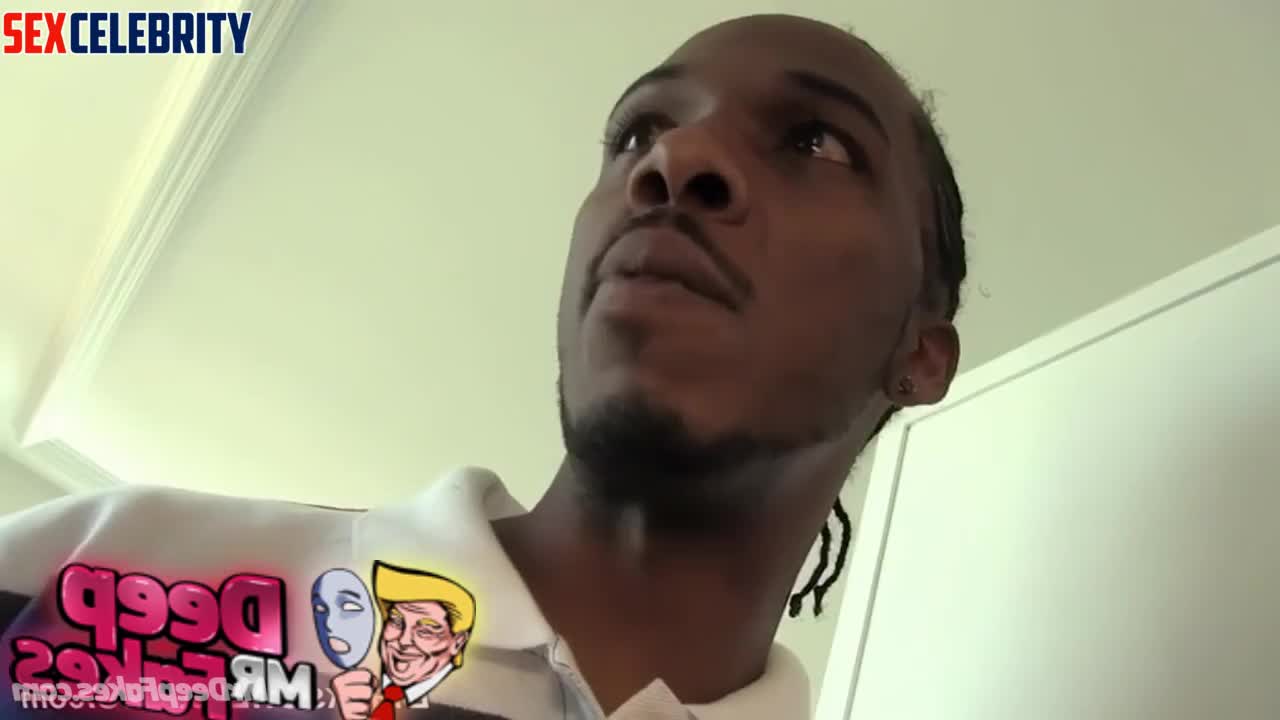 Fake Sarah Michelle Gellar - sleeping beauty woke up by two bbc