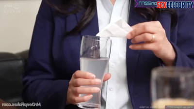 Office girl slipped him an aphrodisiac, Momo (모모 트와이스) smart face change - DeepFakesCeleb