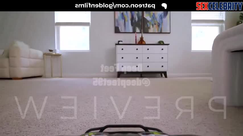 AI Zeynep Bastik - Stepsister Roleplay (Footjob, Titsjob and Fuck)