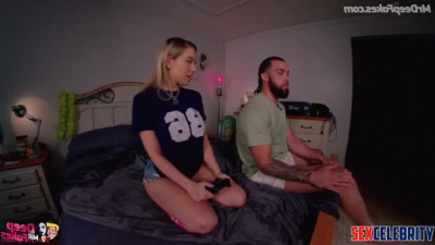 QuarterJade face cheats by showing boobs during console competition - DeepFakesCeleb