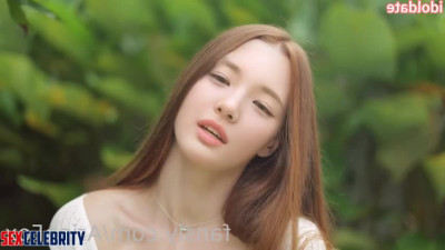 Hearts2Hearts Yuha (유하 하츠투하츠), Deepfake missionary sex - DeepFakesCeleb