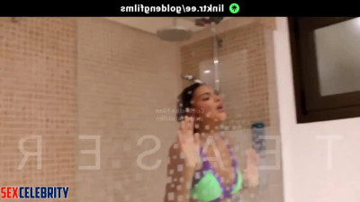 Kendall Jenner - Bathing and Peeing in the Shower, Real Fake - DeepFakesCeleb