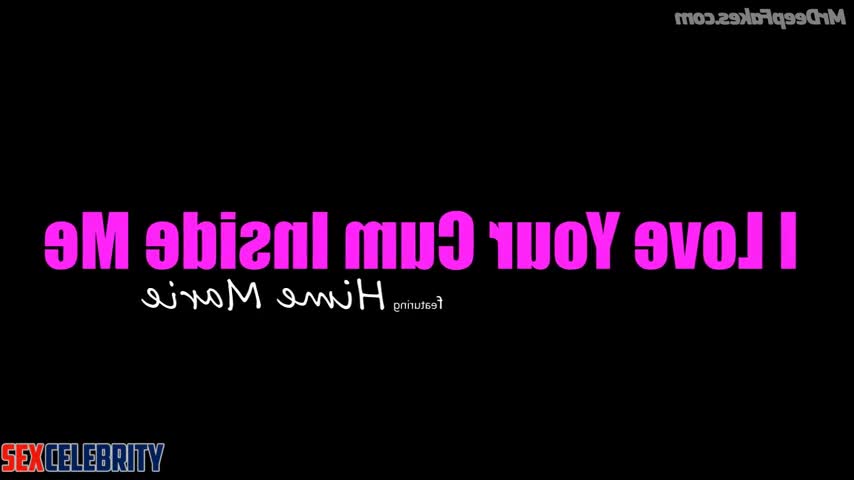 Hailee Steinfeld sex tapes shows off her sexy outfit and asks to have sex