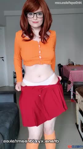 A.I. Tina Fey Rocks Halloween as Velma, Watch Her Hilarious Costume Reveal