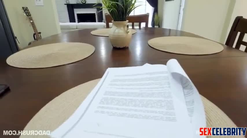 Cute stepdaughter wants to be fucked by daddy - Kiernan Shipka ai