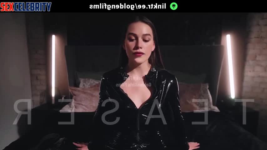 Victoria Pedretti - Worshipping Your Mistress Feet (POV), Fakeapp
