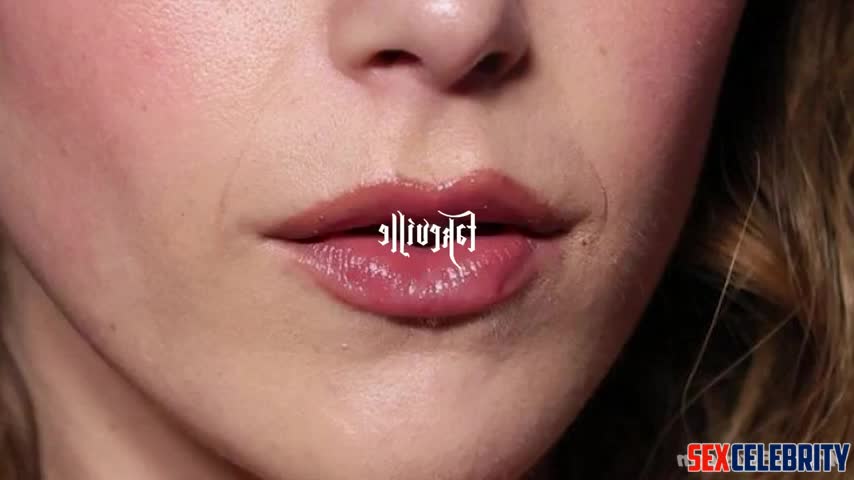 Her lips needs a cock - Kiernan Shipka solo internet celebrity