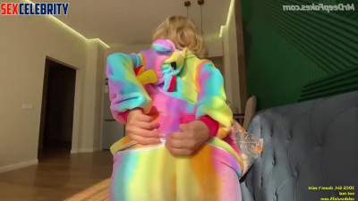 She came to your house for the first time - IU (이지은 인터넷 연예인) face swap - DeepFakesCeleb