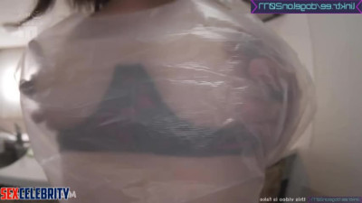 (윈터 에스파) Winter wore something weird for sex games, fake celebrity porn - DeepFakesCeleb