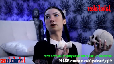 Charli D'Amelio hot celeb sex - she and her experiences with a new friend - DeepFakesCeleb