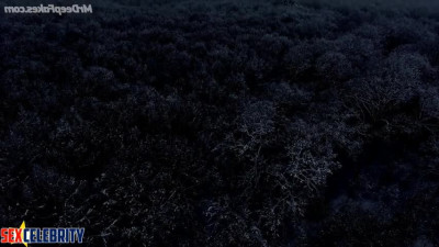 Emilia Clarke deepfake as Daenerys fucks in the woods by the fire with Jon Snow - DeepFakesCeleb