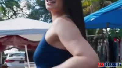 Deepfak Staryuuki flashed her breasts - DeepFakesCeleb