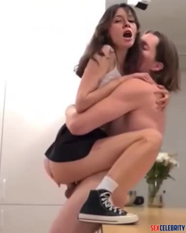 AI Emma Vigeland deep throat blowjob