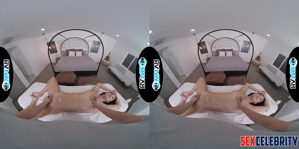 Massage didn't go according to plan, look / Pokimane real fake