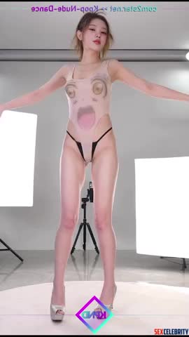 Lady dancing and stroking herself, Haerin (해린 뉴진스) deep learning program