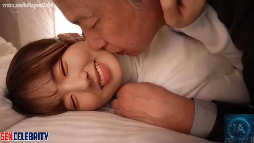 Old fart seduced her young body / Chae Soo-bin (채수빈 가짜 포르노) / face swap